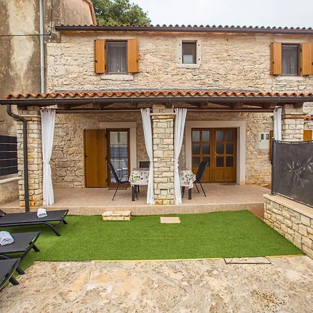 Casa de Férias Casa Nadija Kaštelir