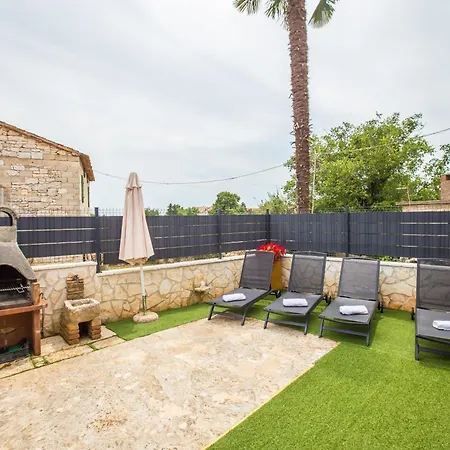 Casa Nadija Дом отдыха *