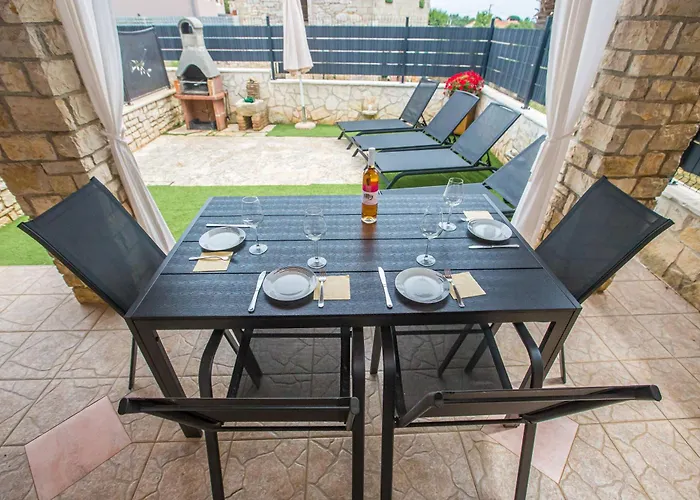 Casa Nadija Kaštelir